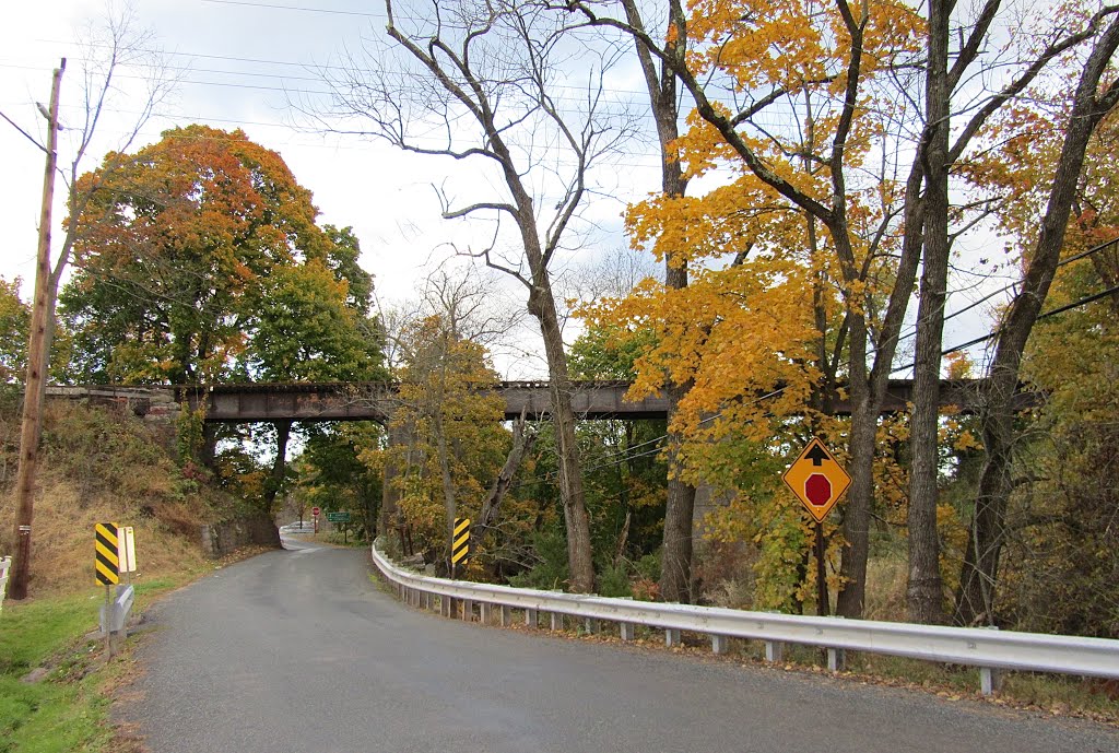 Hampton Corner Rd by Adam Elmquist