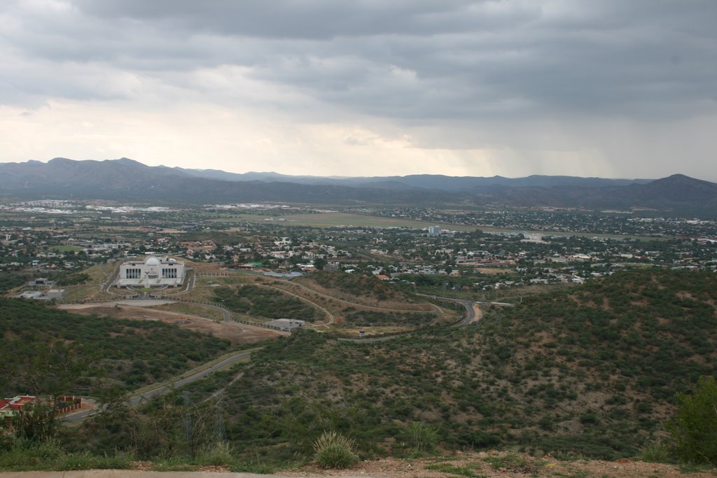 Windhoek - South by Oliver Mechnig