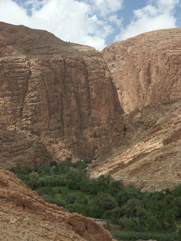 Todra Valley by Vojta Srejber