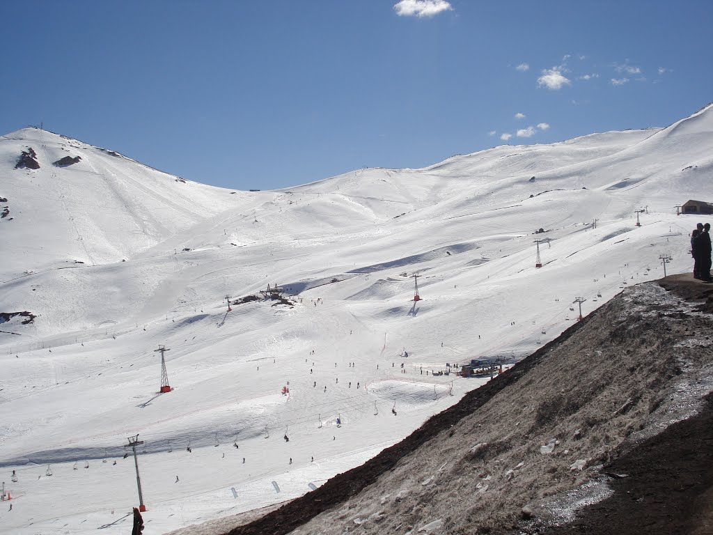 Vale Nevado - Chile by Dovilio Flumian