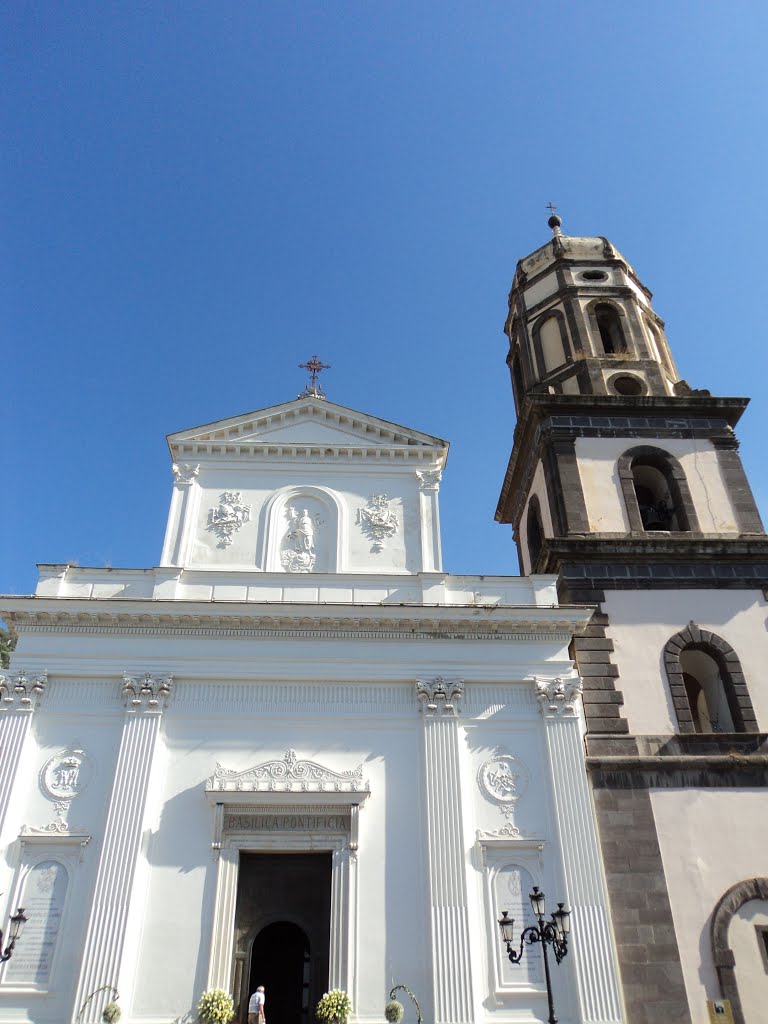 Basilica di Santa Maria del Lauro by Geosergio