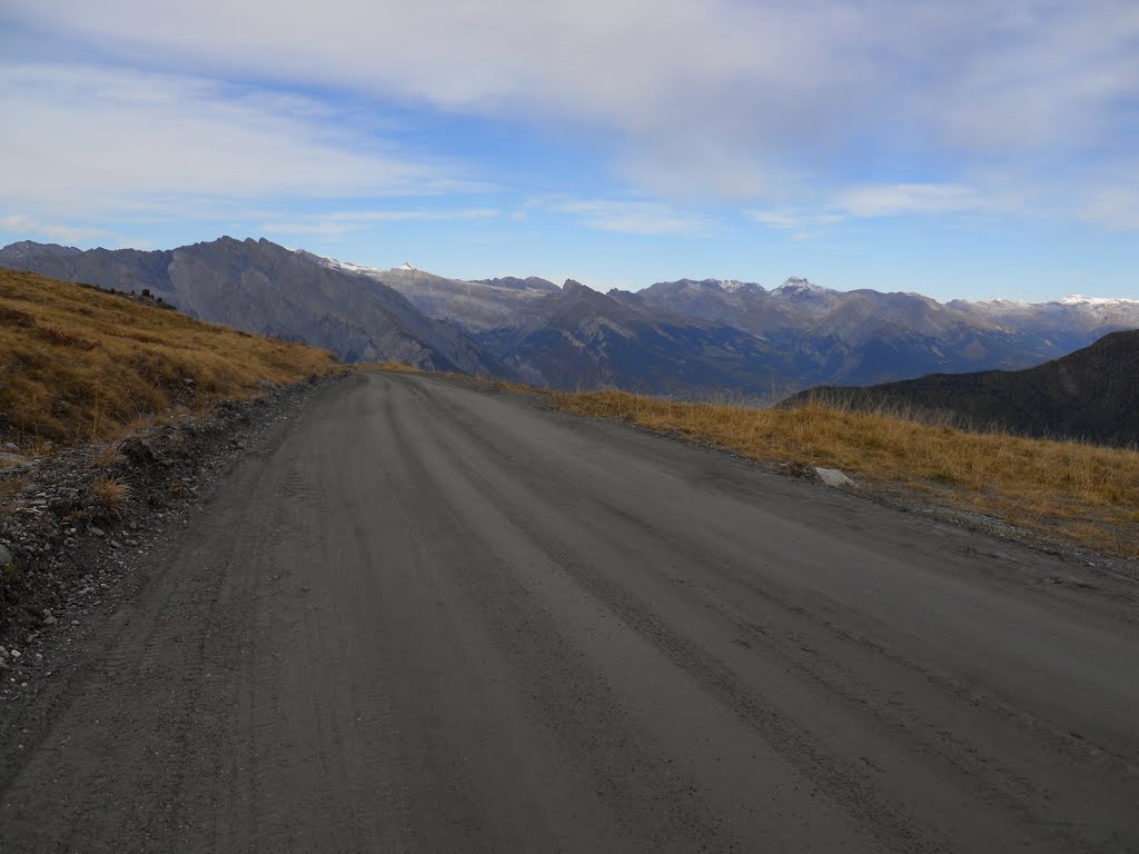 Croix de coeur's sight toward "Haut de Cry" by Picea Abies