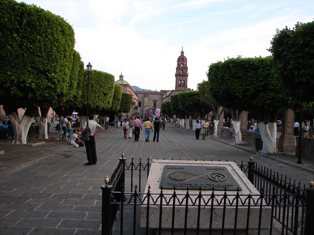 Plaza en Morelia by Alfonso