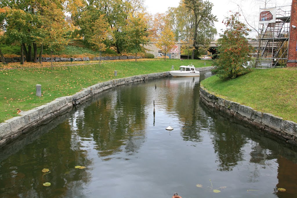 Canal of Valkeakoski by Markus Nikkilä Photoshooter86