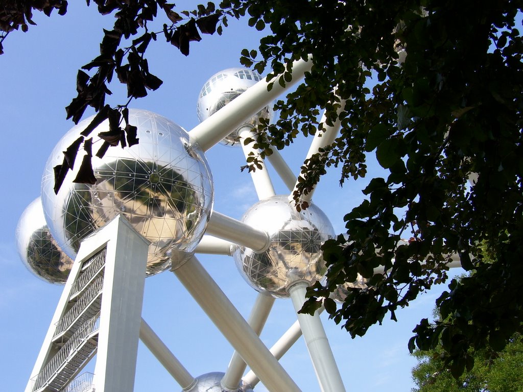 Atomium 09-2007 by R. Beekman