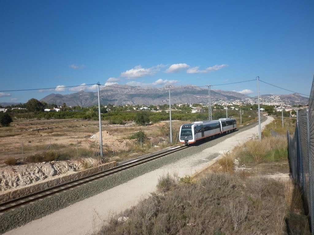 El tren por el nuevo trazado de via by pintatrenes