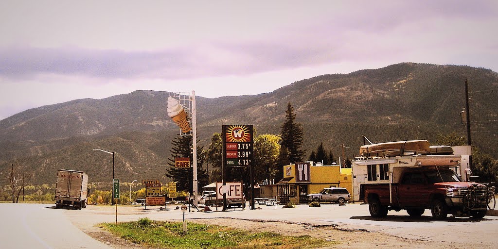 Americana on the road in Poncha Springs, Colorado by adoverboy2