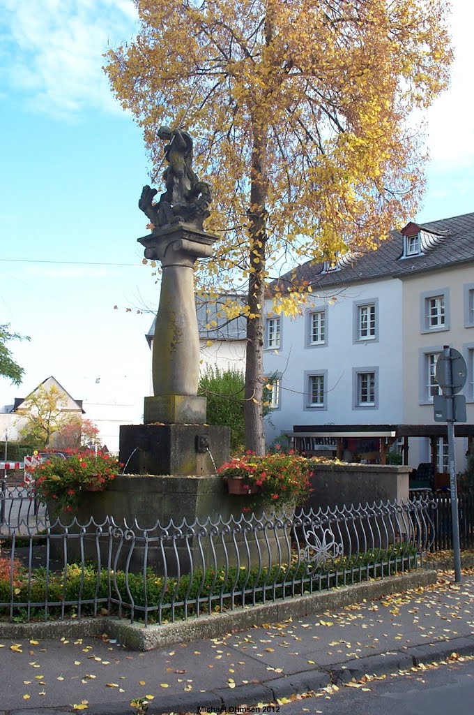 WW I+II-Opferdenkmal in Trier by Michael Ohmsen