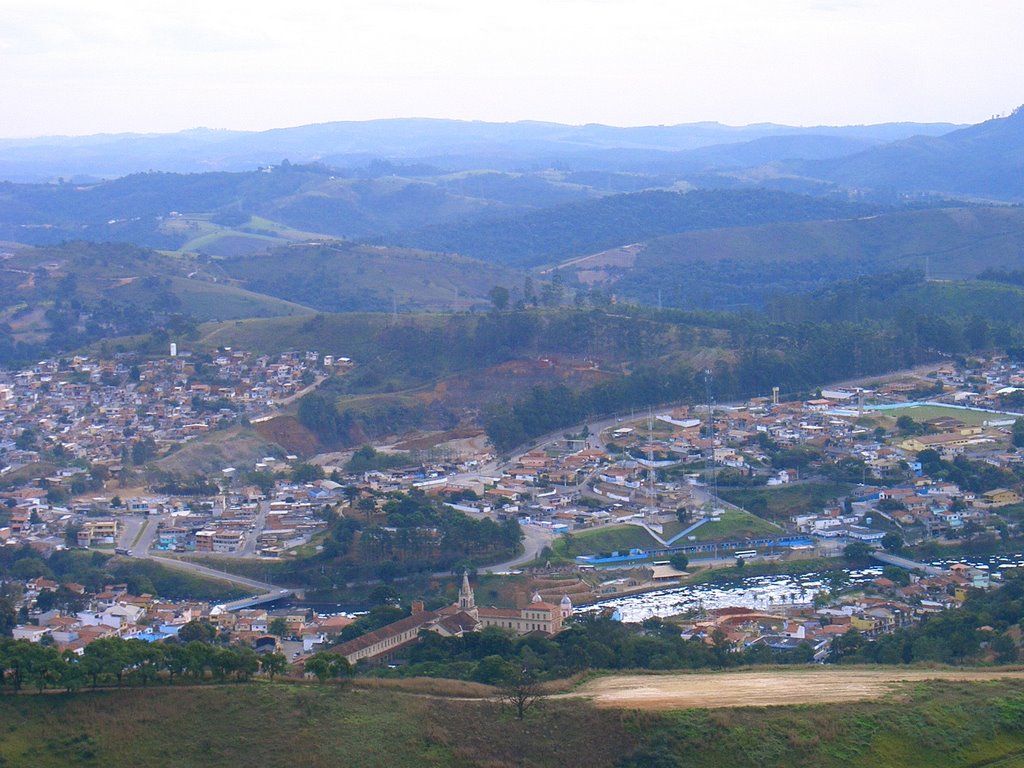 Vista da cidade de Bom Jesus de Pirapora by joao batista shimoto