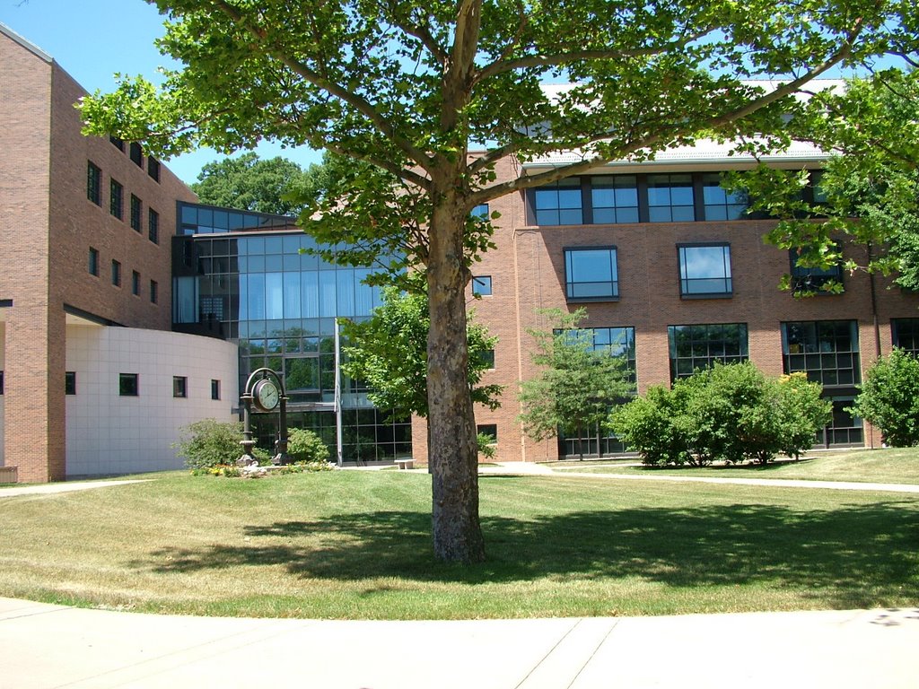 Science Building by yamatras