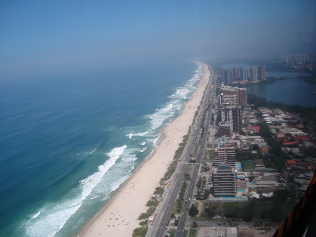 Barra da Tijuca aerial by eriksailor