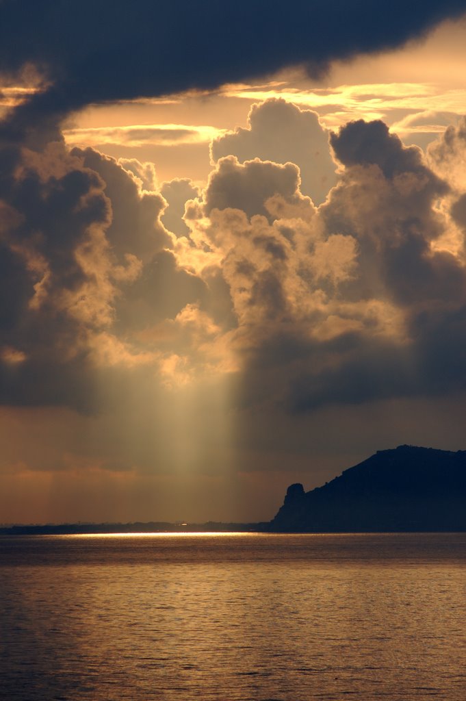 Sperlonga: La quiete dopo la tempesta by Stafano73