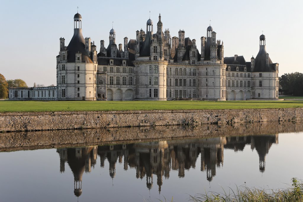 Façade nord du château de Chambord by Alain Boulanger