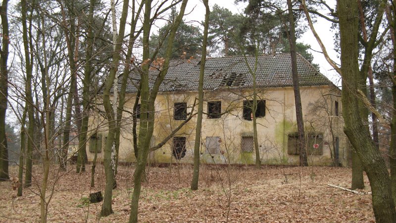 Offizierswohnung in der nähe des Olympischendorfes by Jonas A.