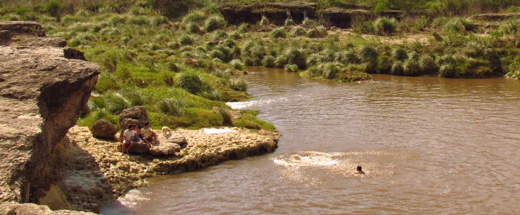 Aguas profundas by ANDY ABIR