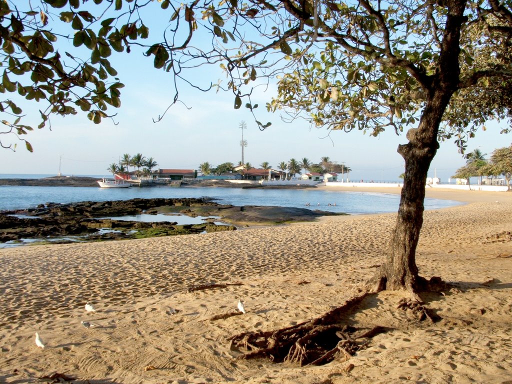 Praia das Castanheiras Vista para o Clube Seribeira) by Herminio Chaves