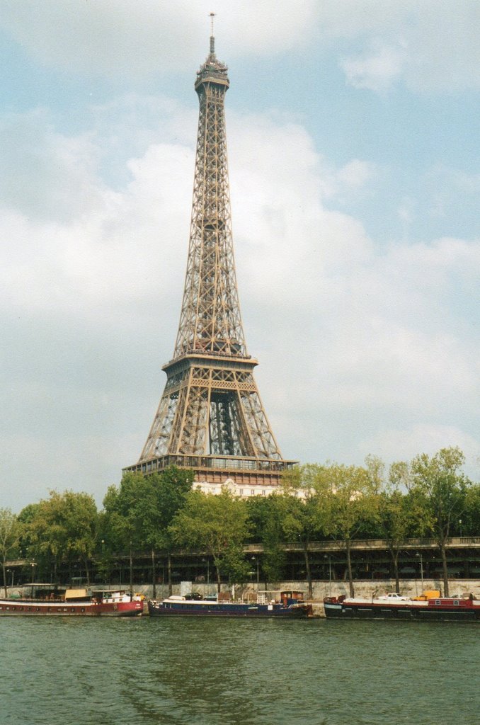 PARIS en FRANCE (Paris) - Tour EIFFEL by LE QUELLEC