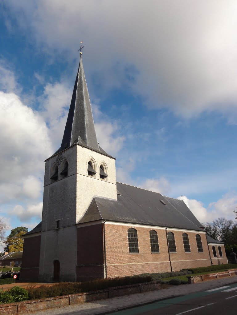 Sint-Martinuskerk Olen by Pascal Van Acker