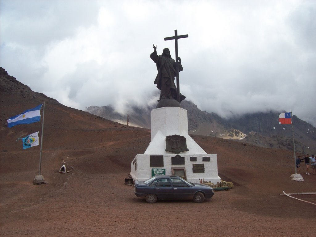 El Cristo. (foto: Frank Boore).- by Frank Boore