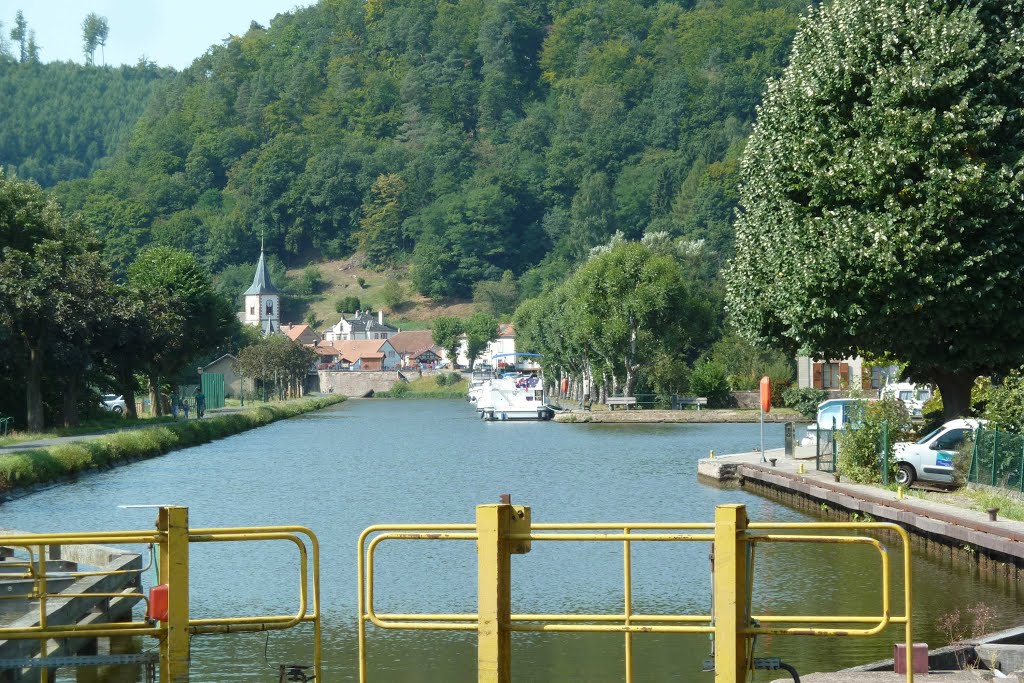 Canal de la Marne au Rhin, écluse No 22 (rs) by booh