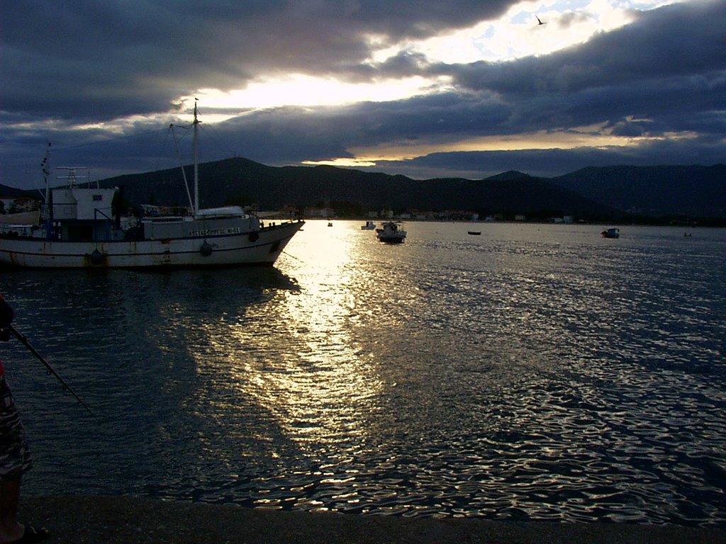 Esti kikötő;Harbour late in the afternoon by pinku