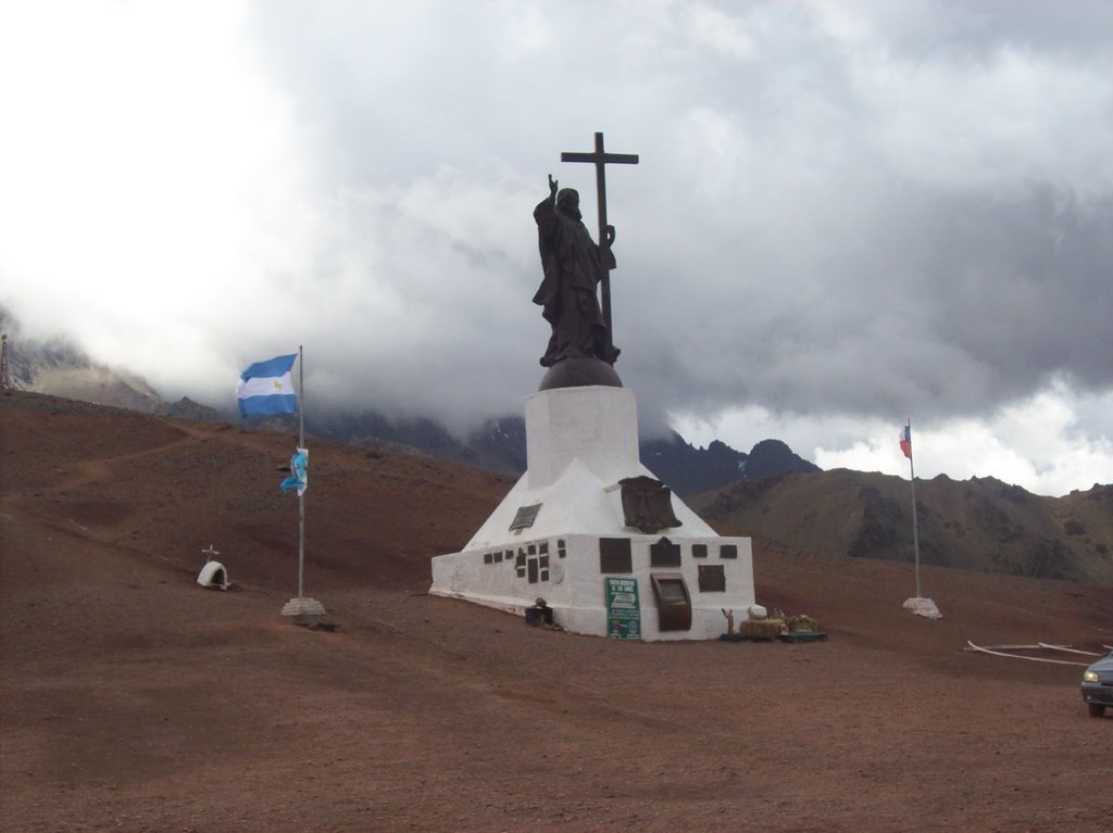 El Cristo. (foto: Frank Boore).- by Frank Boore