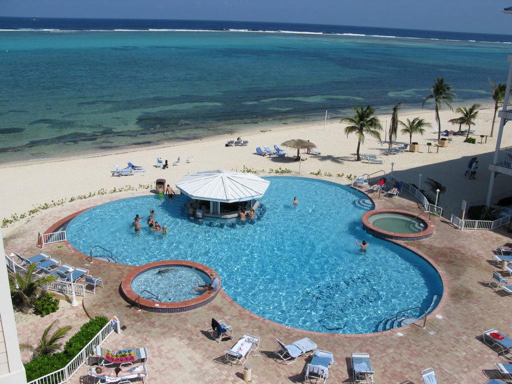 Infinity pool, Morritt's Grand Resort, Grand Cayman 2008 by L ALLAN YAKE