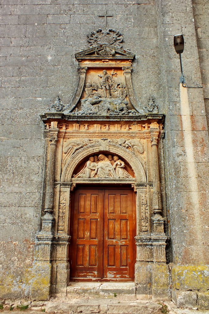 Iglesia de Hontoria de la Cantera. Burgos. by Valentín Enrique