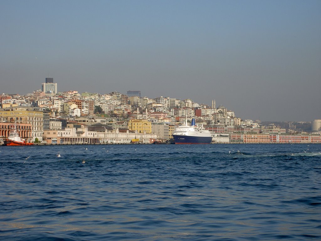 Karaköy Limanı by çetin çakır