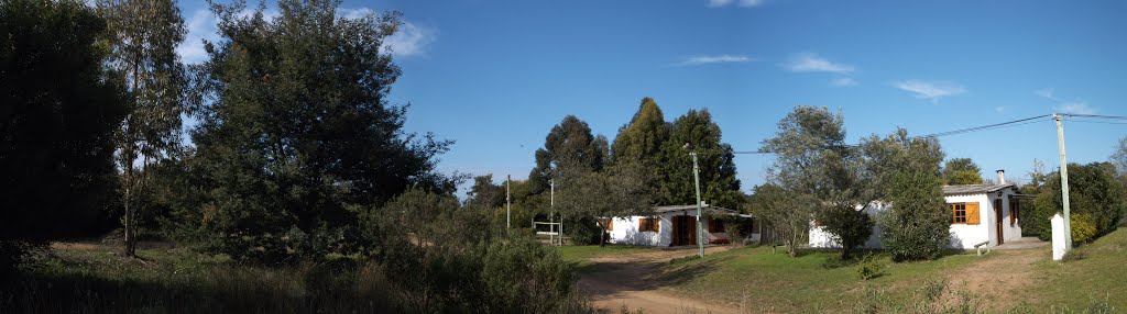 Cabañas desde plaza by elvillorrio