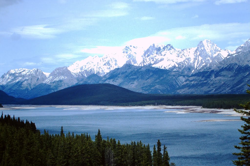 Lower Kananaskis Lake 2007 by AGW