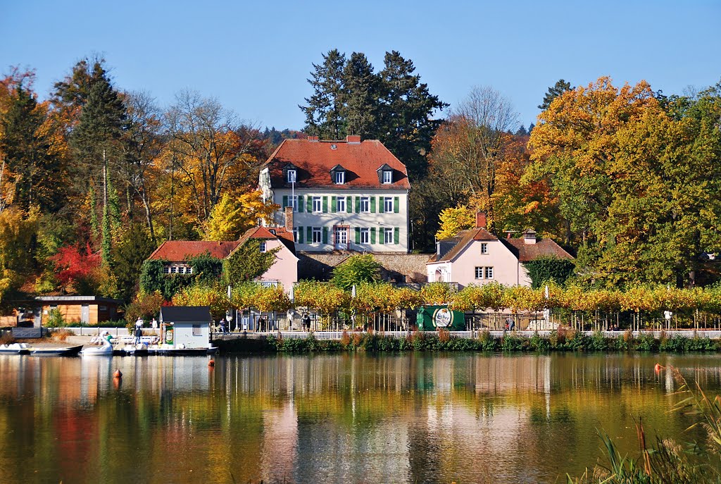 Bad Nauheim, Großer Teich mit Teichhaus by icon63