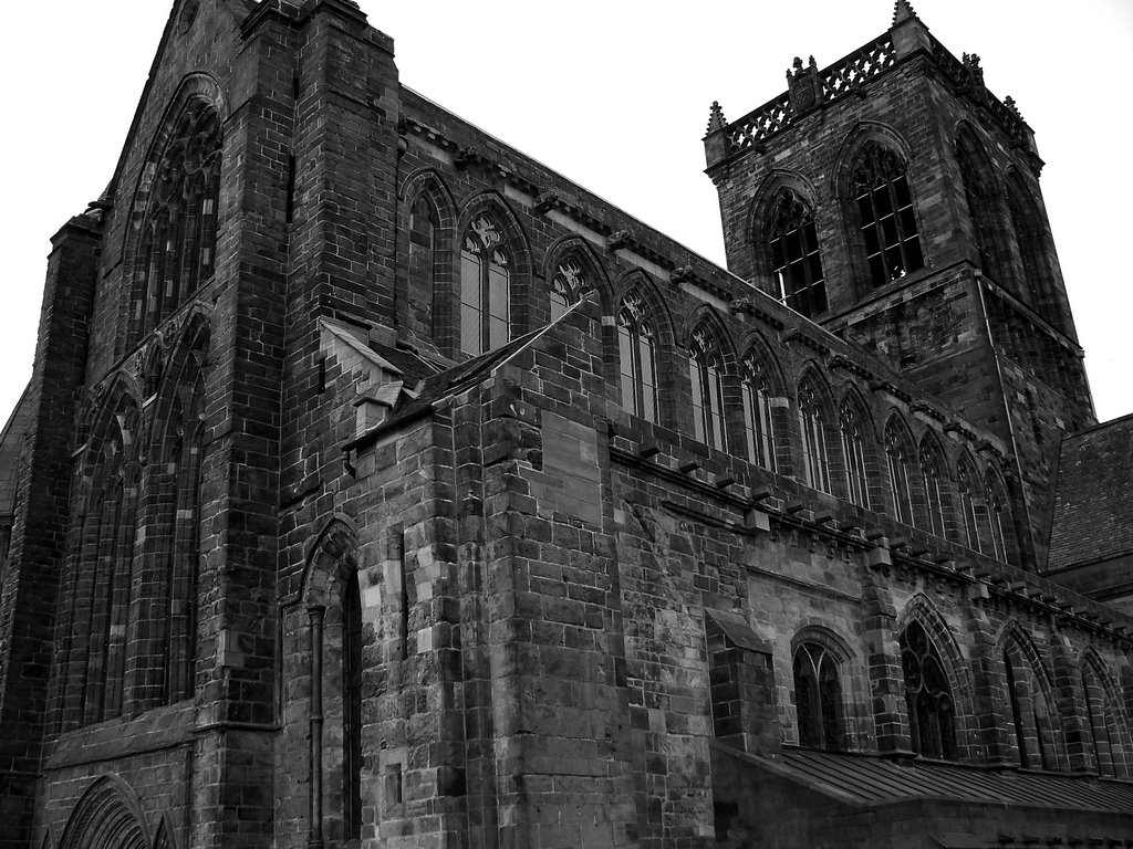 Paisley Abbey by garethhammond