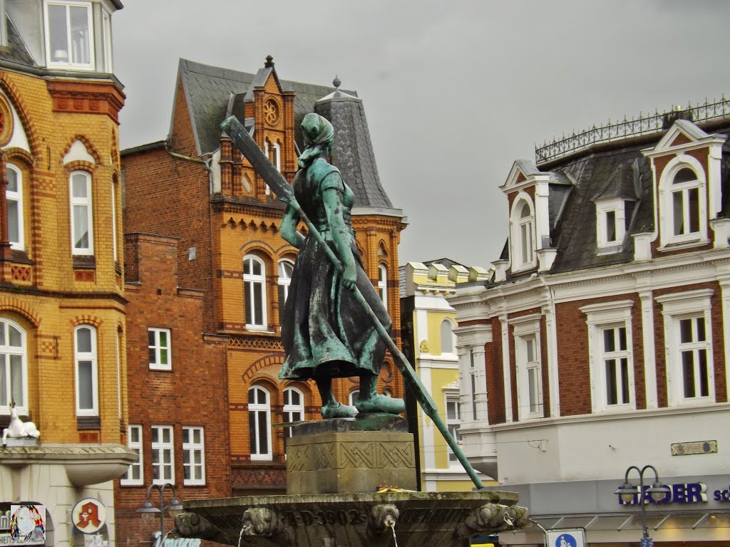 Tine-Brunnen am Marktplatz by co-koe