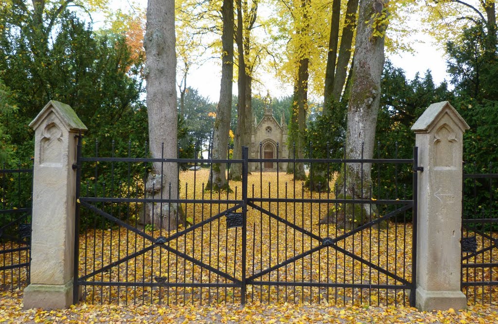 Mausoleum / Fürstengrab (Schillingsfürst) by Ku-Ma