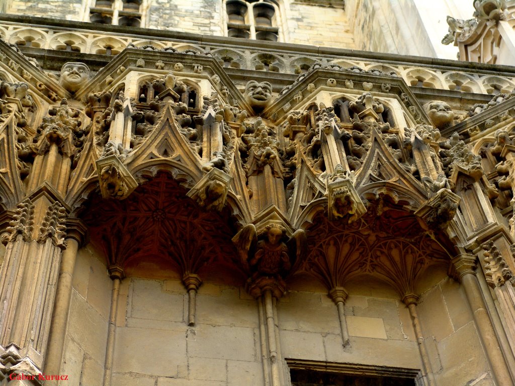 Gothic lace - Cathedral 5 (Canterbury, UK) by Gábor Kurucz