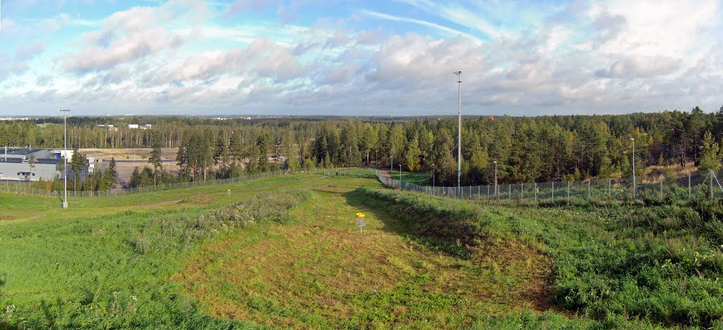 Panorama view from Kivikko frisbee golf course by Petteri Kantokari