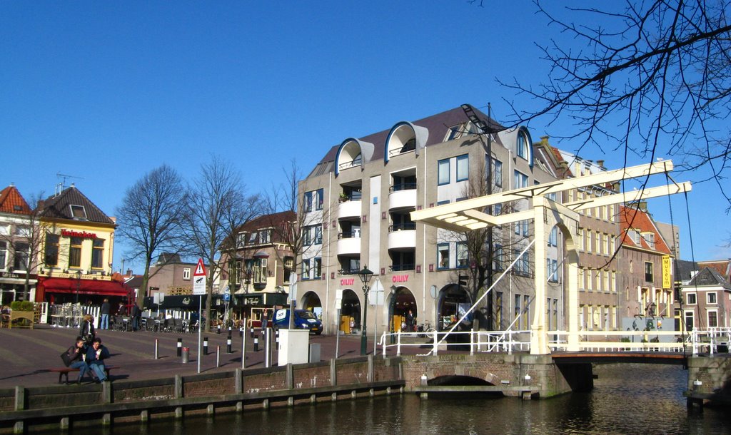 Oilily building aan het waagplein by Feika