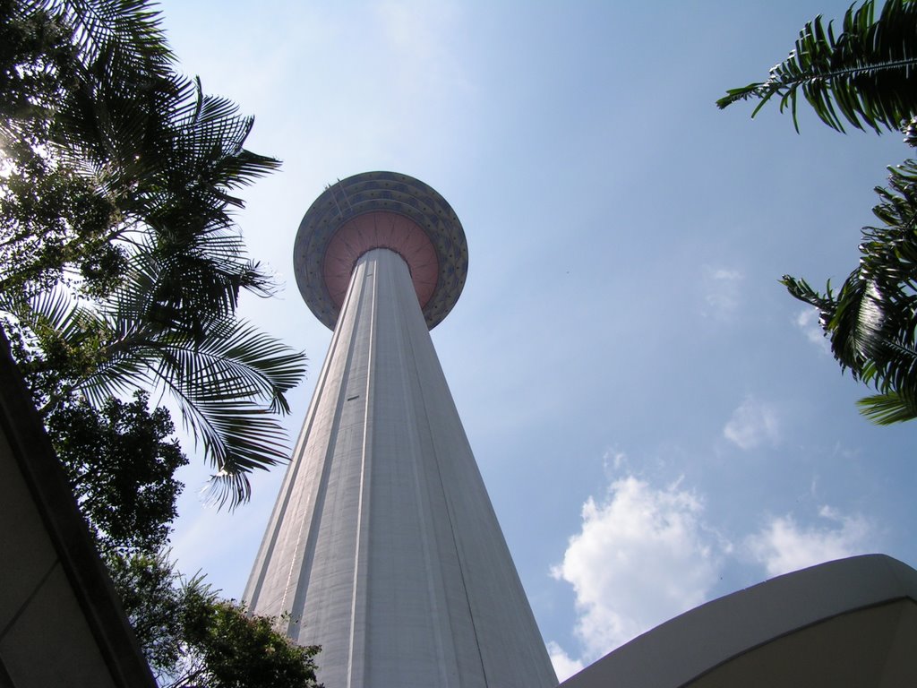 Looking straight up the KL Tower in Kuala Lumpur by © Andre Speek