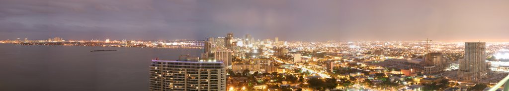 Miami Skyline super panorama by juancadiaz