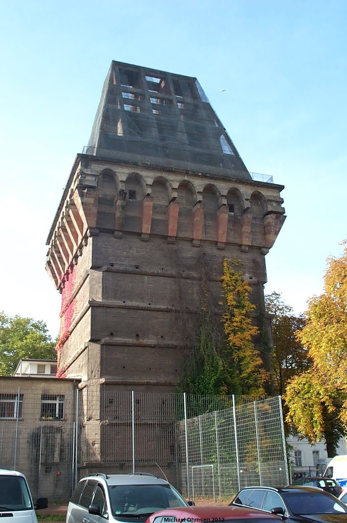 Unvollendeter Bunker am Augustinerhof in Trier by Michael Ohmsen