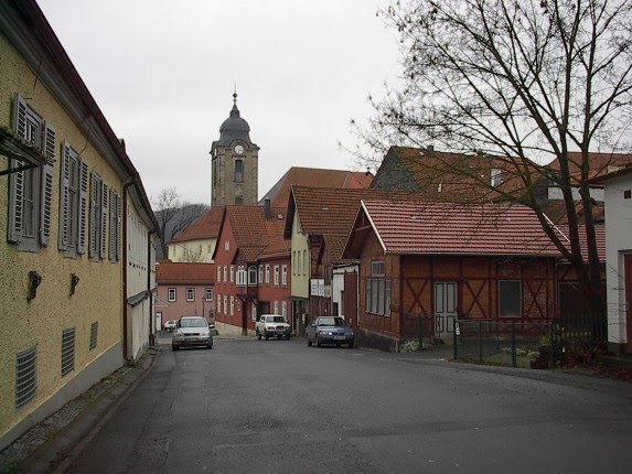 Hildburghausen, Obere Allee mit Turm der Christuskirche by Gerd Krauss, Hildburghausen