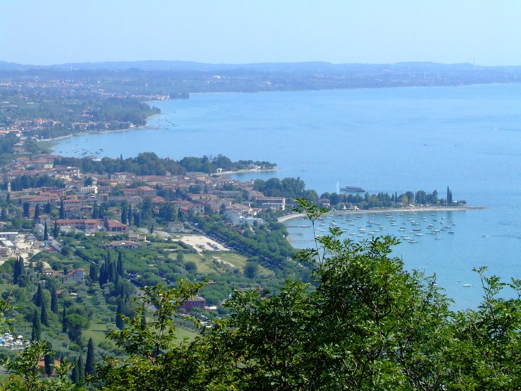 Bardolino from Rocca di Garda by pcavicch