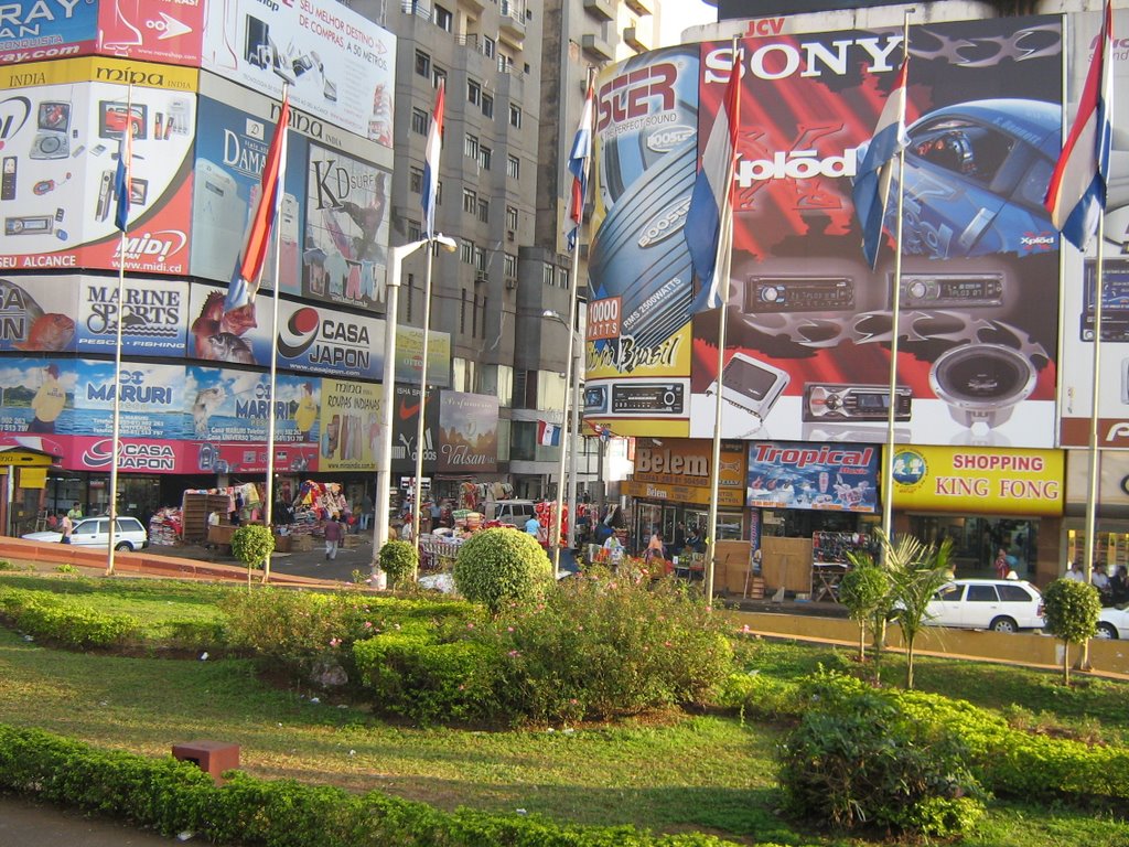 Centro comercial ciudad del Este by graciela mendieta