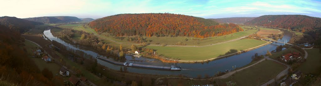 Herbstlicher Panoramablick vom Kirchfelsen; 1.11.12 by Daniel Froschauer