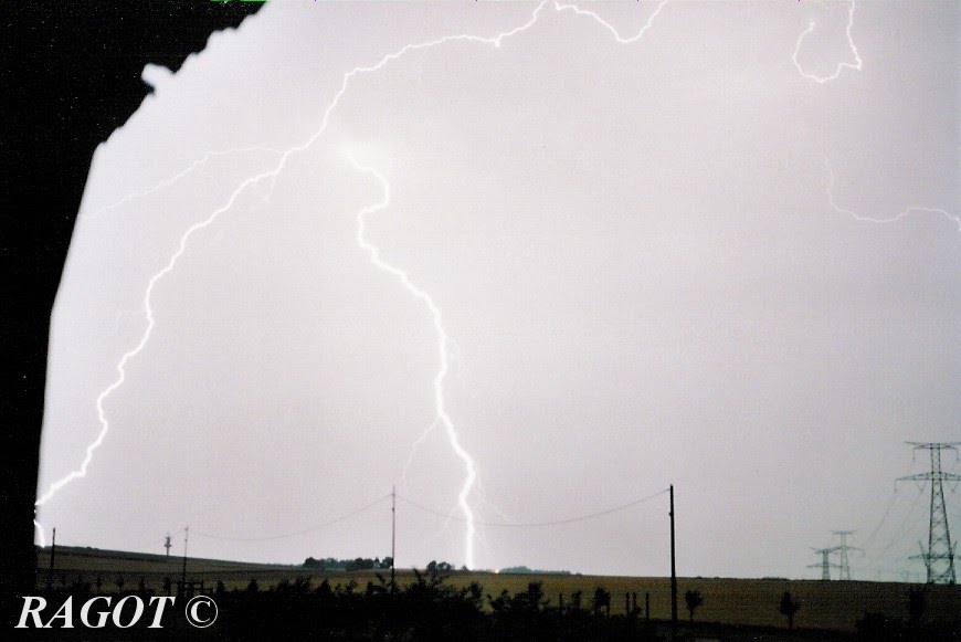 Orage - Creney Prés Troyes - RT by STORM CHASER 10 - RAGOT Thomas