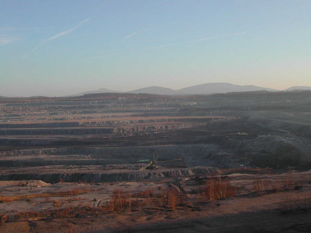 View from observation point toward brown coal strip mine in Bogatynia by curious666