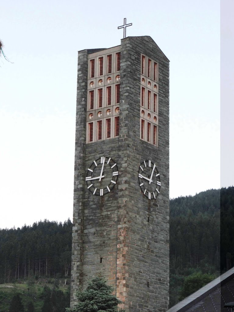 Kirche Turm Trieben 2012 by 192mscbert