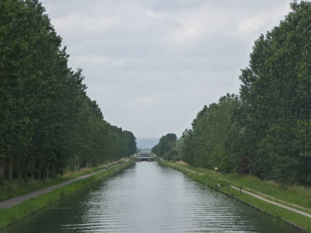 Canal de Bourgogne. Ecl 61. PK 219.5_120630 by Martin Dudle-Ammann