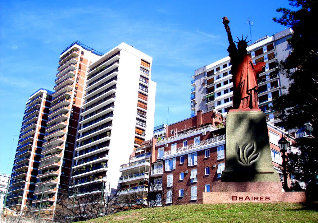 Replica de la Estatua de la Libertad [Barrancas de Belgrano]. TLB+BA by tlbba